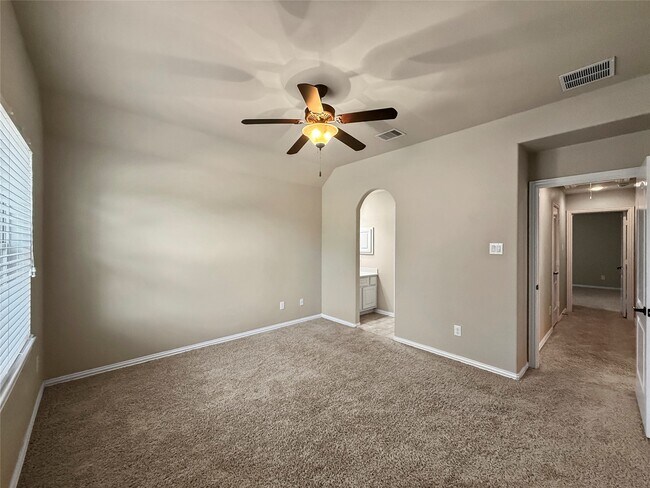 Building Photo - 27803 Indigo Pointe Ln