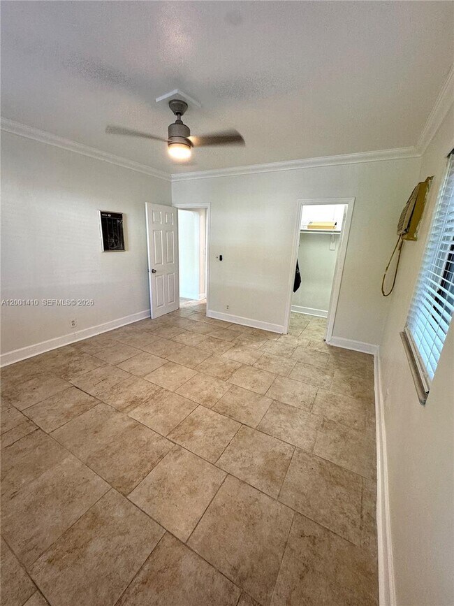 Building Photo - 5530 NW Miami Ct