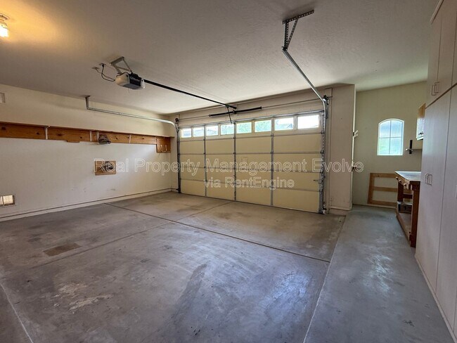 Building Photo - 3038 W Trapanotto Rd