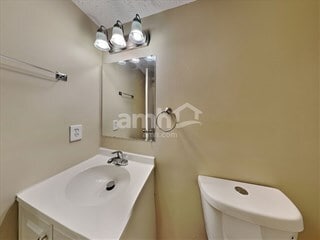 Building Photo - 1217 Walker Springs Dr