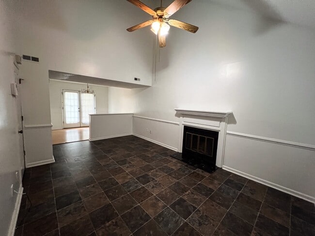 Building Photo - 1119 Cloister Pl