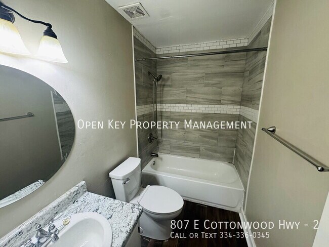 Building Photo - 807 E Cottonwood Rd