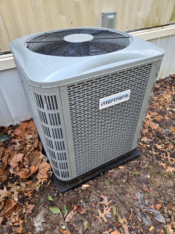 Building Photo - 308 Pepper St