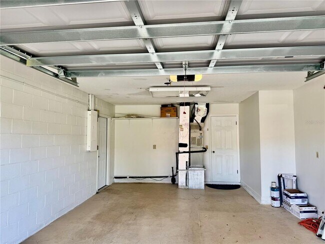 Building Photo - 29 Foxhall Ln