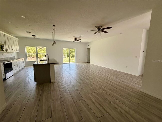 Building Photo - 14142 Appleton Blvd