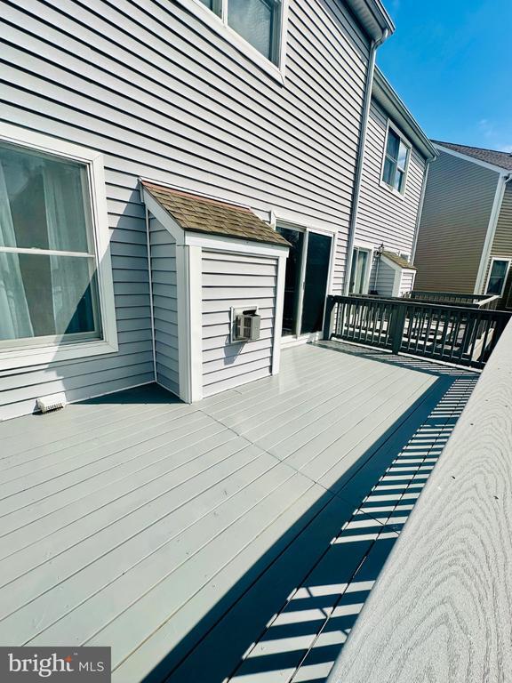 Building Photo - 106 Blenny Ln