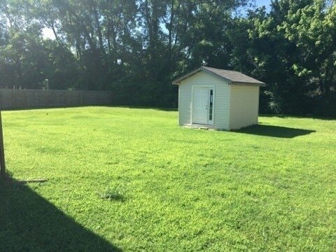 Building Photo - 4823 Shadowlawn Dr
