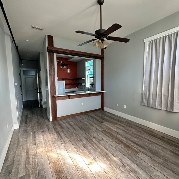 Building Photo - 1387 St Anthony St