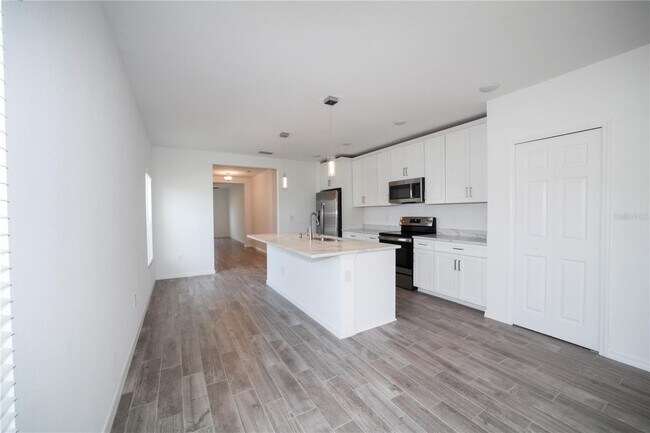 Building Photo - 16801 Celebration Dr