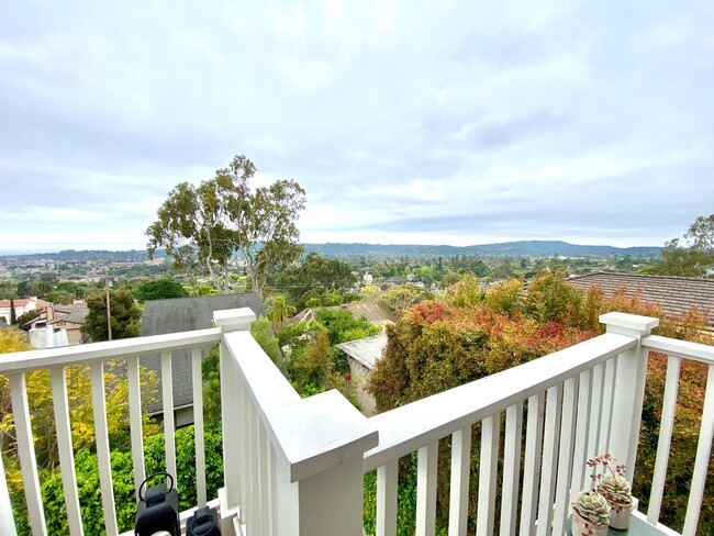 Building Photo - Enchanting 1-Bedroom, 1-Bath Oasis with St...