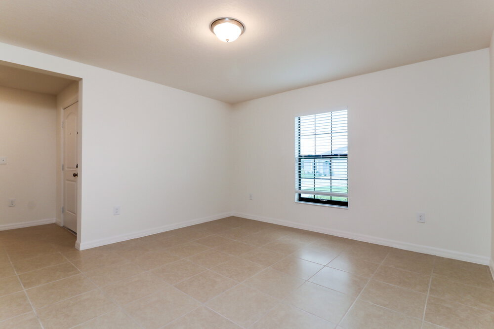 Building Photo - 4176 High Ridge Ave