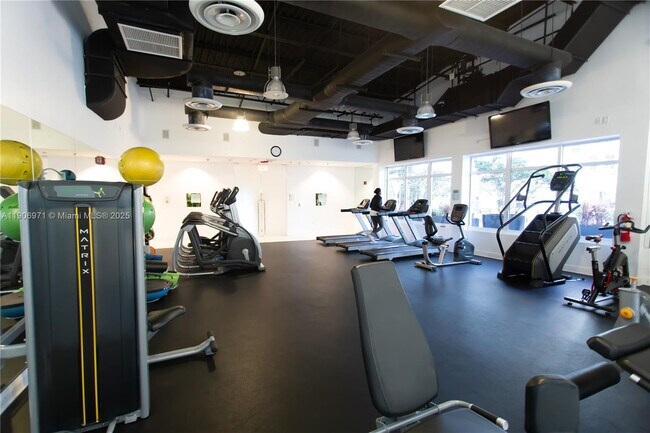 Building Photo - 1250 S Miami Ave