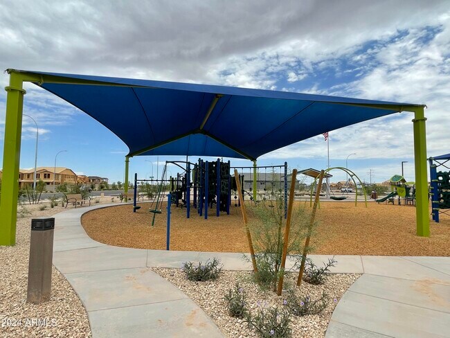 Building Photo - 4711 S 110th Ave