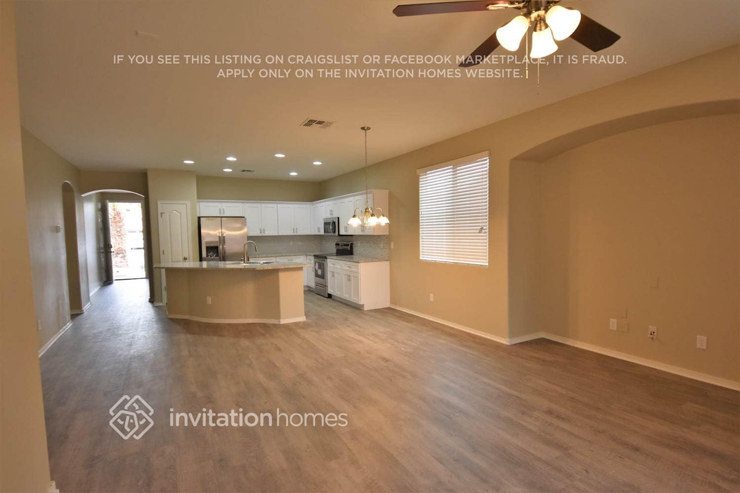 Building Photo - 11855 W Monte Vista Rd