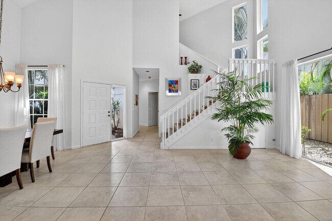 Building Photo - 6657 NW 25th Way