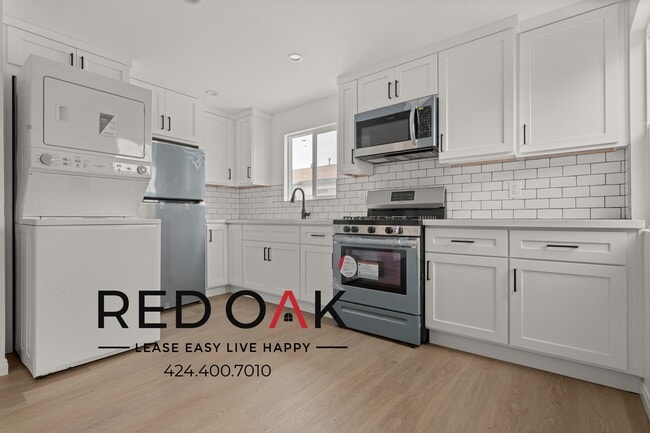 Building Photo - One Bedroom With Tons of Natural Lights, S...