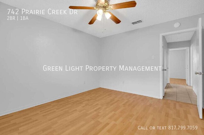 Building Photo - 742 Prairie Creek Dr