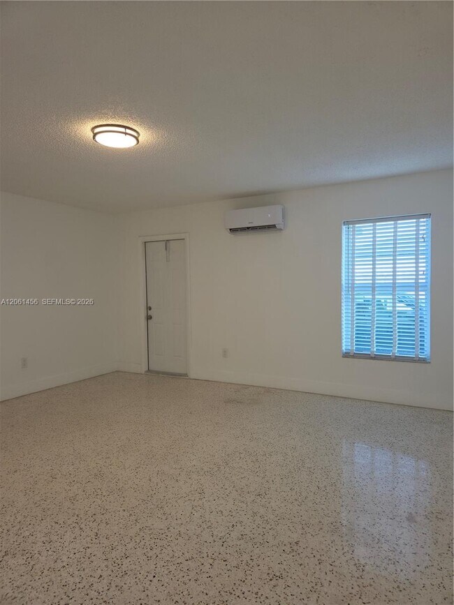 Building Photo - 3146 NW 29th St