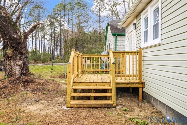 Building Photo - 2726 Alexander Ave