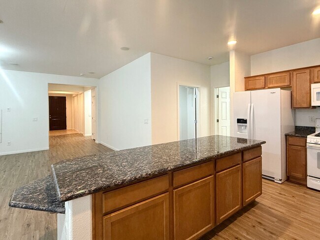 Building Photo - Great single story home 4 beds 3 baths in Henderson