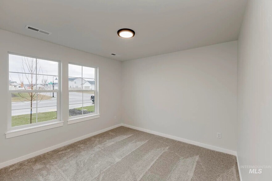 Building Photo - 4335 E Woodmurra St