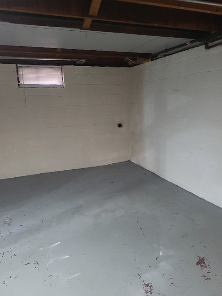 Building Photo - 3835 Boston Ave