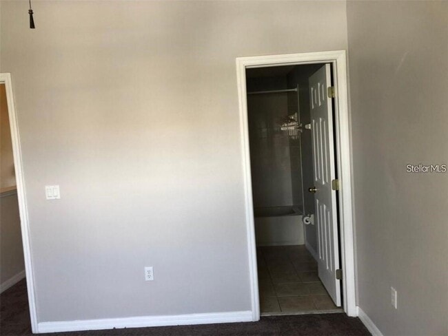Building Photo - 11627 Colony Lake Dr