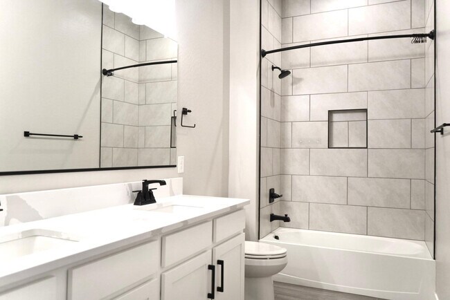 Building Photo - 20047 W Turney Ave