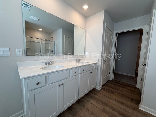 Building Photo - 46 Rustin Rdg