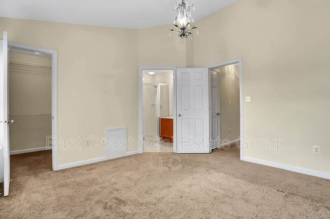 Building Photo - 779 Monet Dr