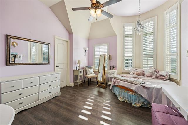 Building Photo - 715 Simmons Rd