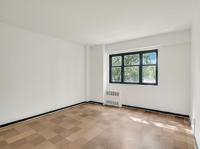 Building Photo - 33-43 14th St