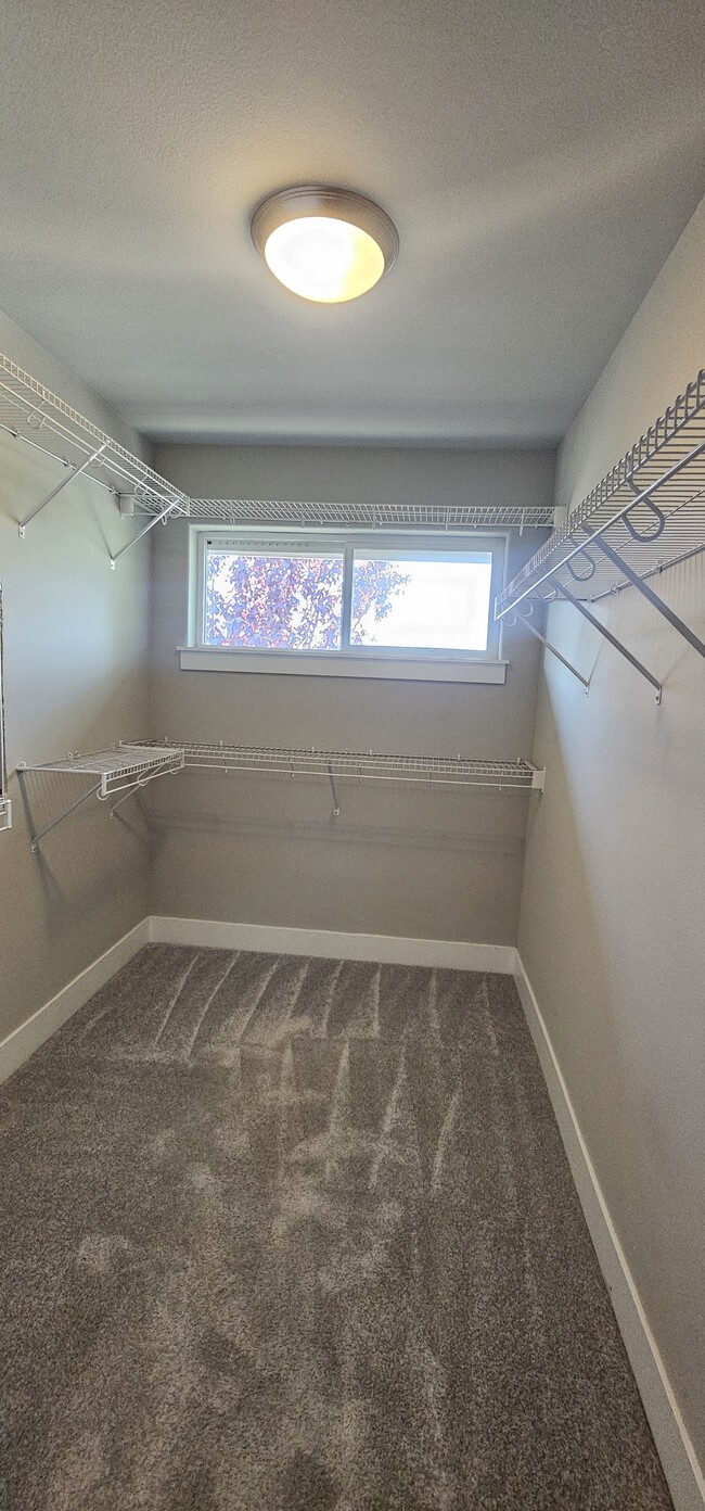 Building Photo - 11330 SE 192nd St