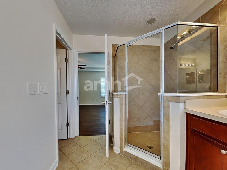 Building Photo - 238 Casa Sevilla Ave