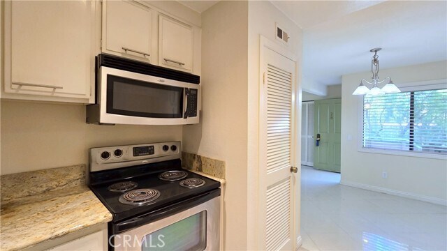 Building Photo - 22808 Hilton Head Dr