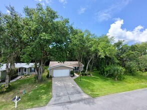 Building Photo - FURNISHED LONG TERM RENTAL-Lighthouse Cove