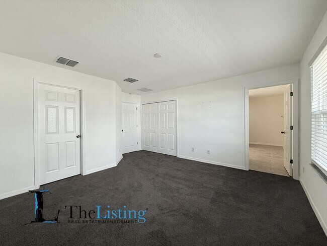Building Photo - 3023 Adams Cross Dr