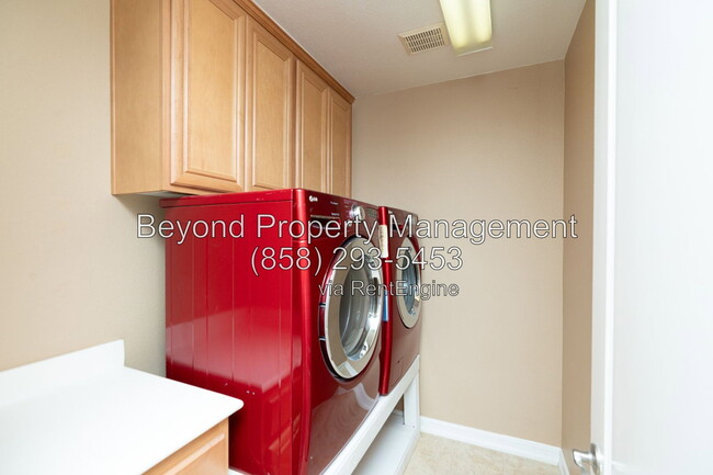 Building Photo - 7735 Via Rico