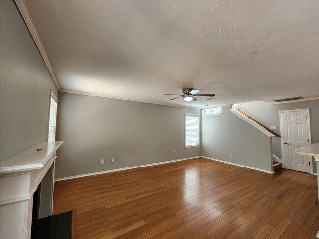 Building Photo - 119 Anise Tree Pl