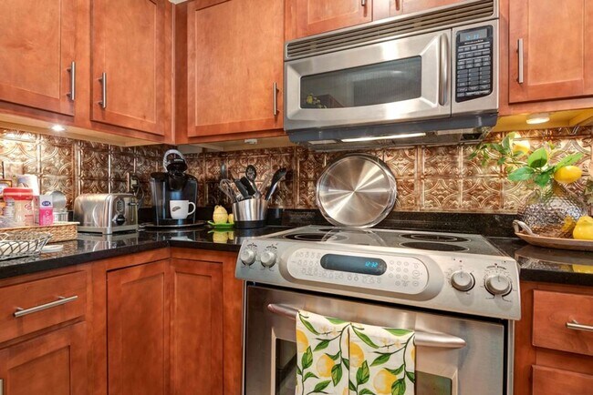 Building Photo - Branson Landing Condo on the Boardwalk