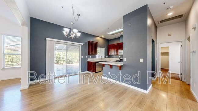 Building Photo - 430 Merlot Dr