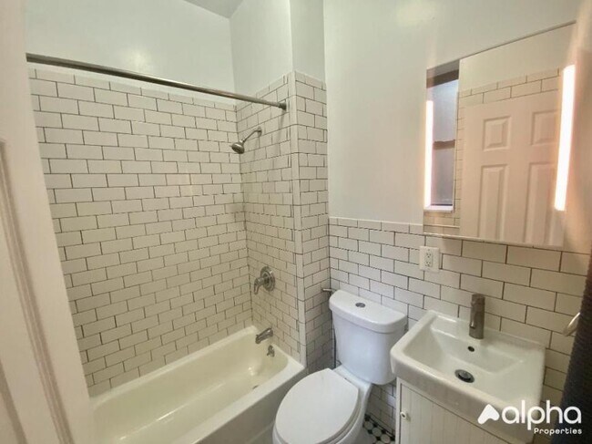 Building Photo - 2 bedroom in NEW YORK NY 10029