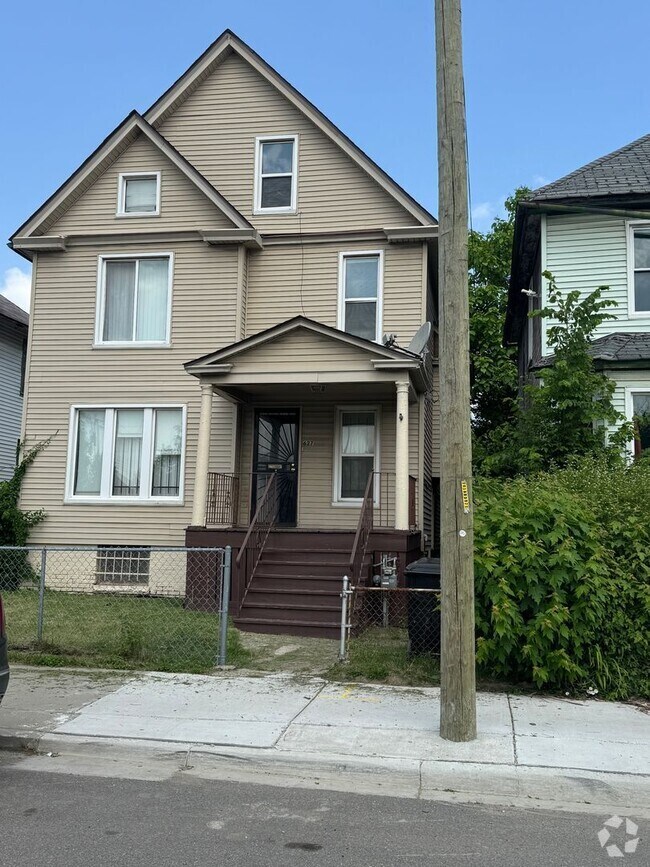 Building Photo - 4 Bedroom spacious Colonial, mins from Dow...