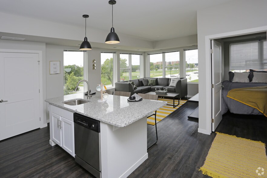 The Bridges Student Living ALL Inclusive 1601 N University Dr