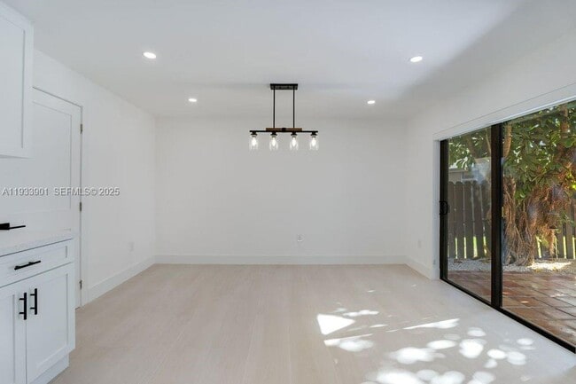 Building Photo - 11256 SW 90th Ln