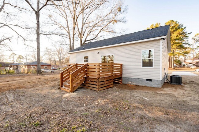 Building Photo - 216 Acie Ave