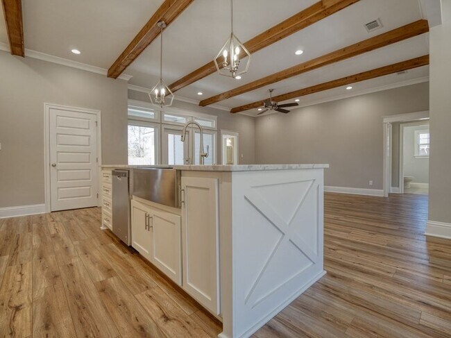 Building Photo - 3651 Knights Mill Drive