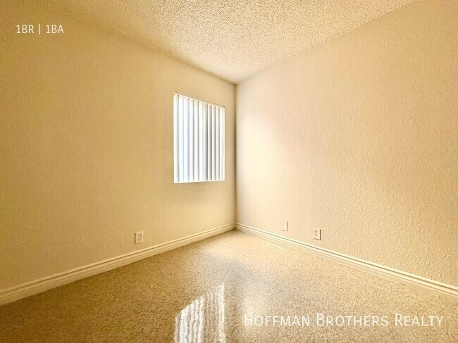 Building Photo - 8900 Burnet Ave