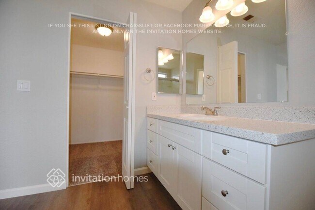 Building Photo - 1368 Northwood Dr