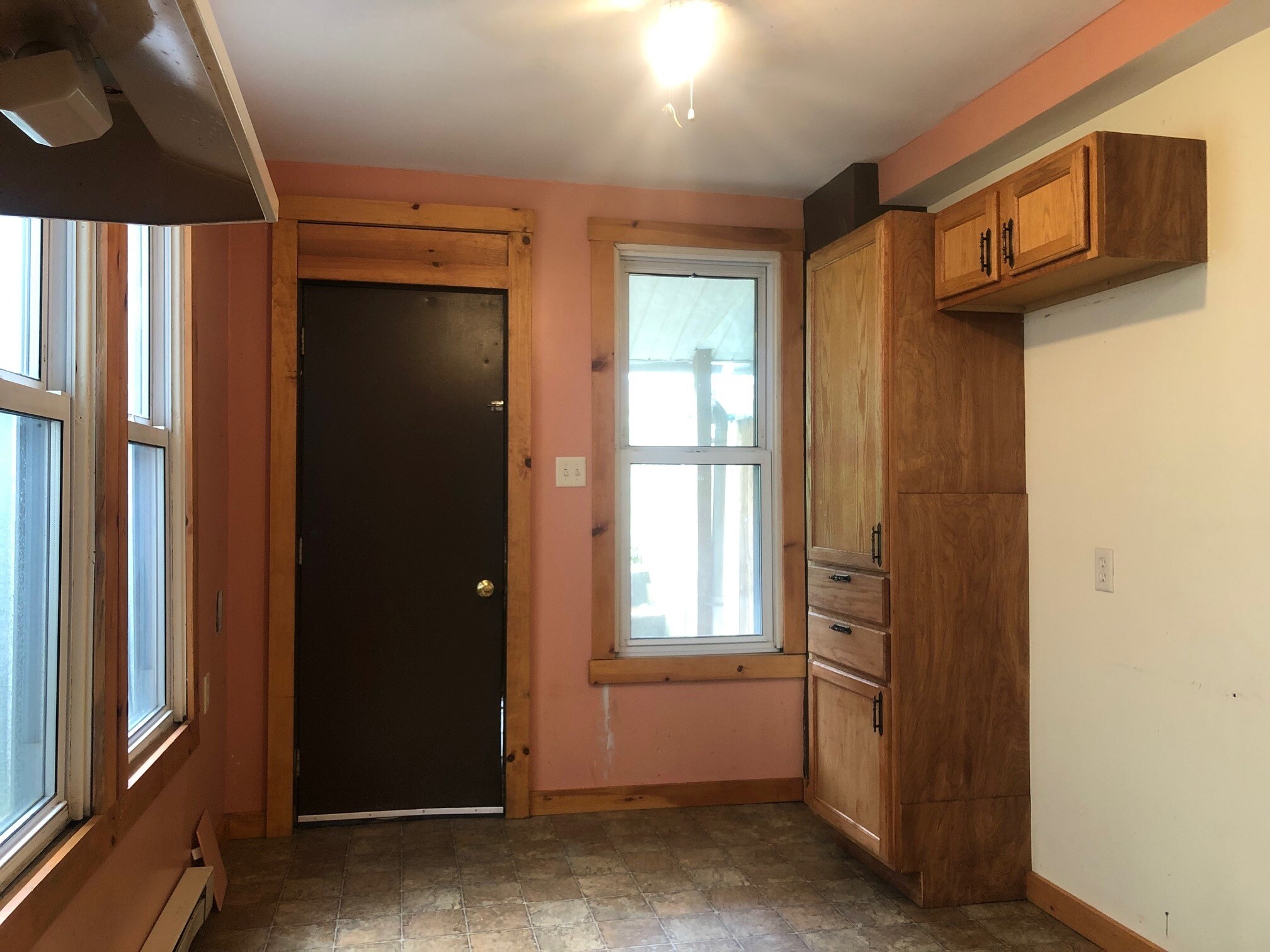 Kitchen to Back Yard - 1221 W Walnut St